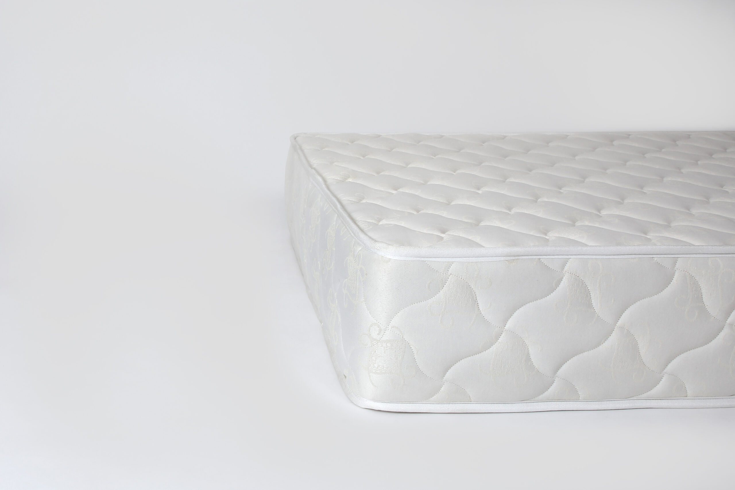 Queen spring mattress by NAM House of sleep (picture 1)